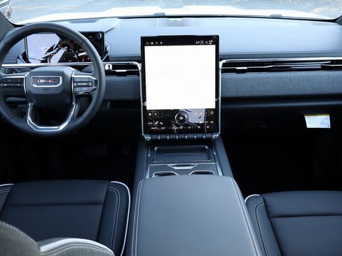 New 2026 GMC Sierra EV Elevation image 12