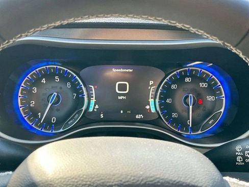 New 2026 Chrysler Pacifica Select FWD image 31