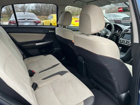 Used 2017 Subaru Crosstrek 2.0i Premium image 21