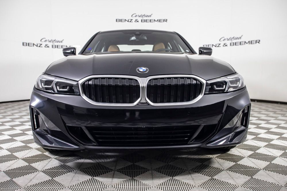 Used 2025 BMW 330i Sedan w/ Convenience Package RWD image 5