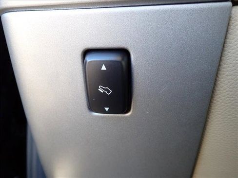 Used 2014 Ford Expedition EL XLT w/ Equipment Group 202A image 19