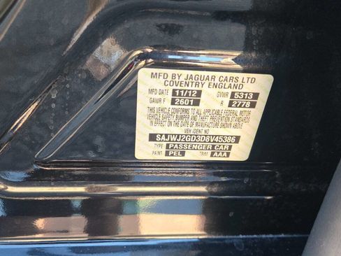 Used 2013 Jaguar XJ L Portfolio image 31