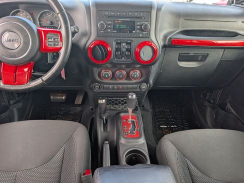 Used 2016 Jeep Wrangler Unlimited Sport AWD/4WD image 17
