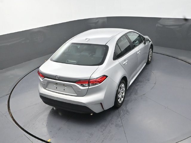 Used 2024 Toyota Corolla LE FWD image 29