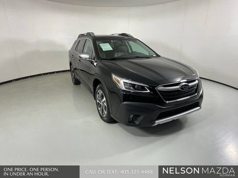 Used 2020 Subaru Outback Touring w/ Popular Package #2 AWD/4WD image 3