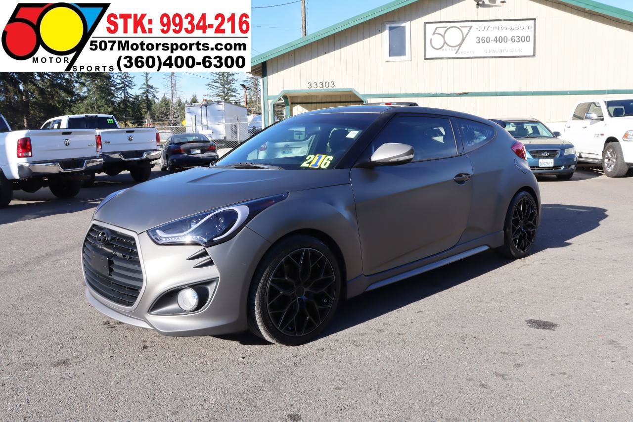 Used 2016 Hyundai Veloster Turbo w/ Option Group 04 FWD image 2