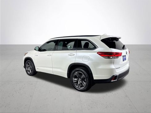 Used 2019 Toyota Highlander Limited Platinum image 8