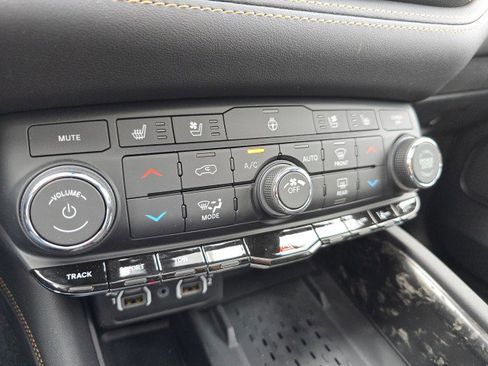 New 2025 Dodge Durango R/T image 33