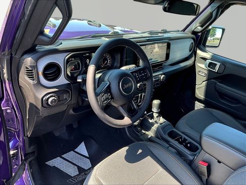 New 2026 Jeep Gladiator Sport AWD/4WD image 9