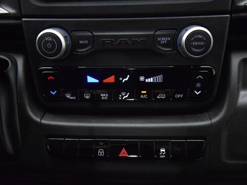 New 2026 RAM ProMaster 3500 w/ Convenience Group FWD image 33