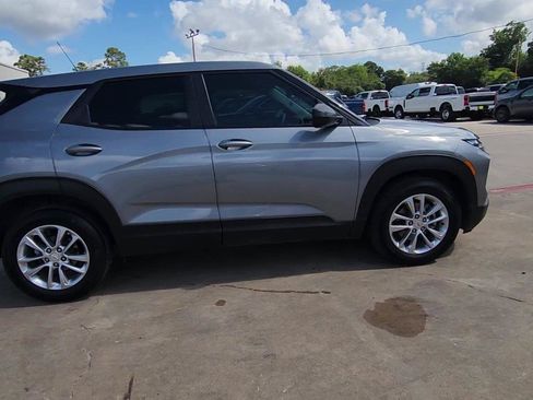 Used 2025 Chevrolet TrailBlazer LS w/ LS Confidence Package FWD image 9