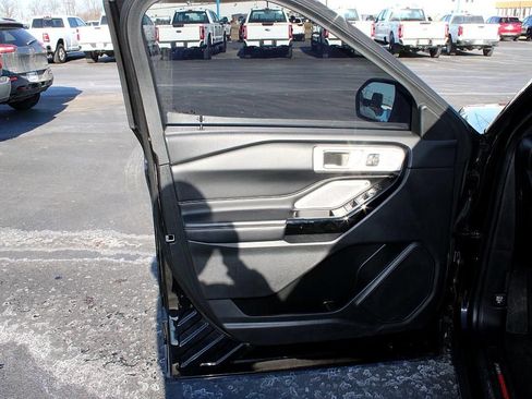 Used 2022 Ford Explorer ST w/ Equipment Group 401A image 12