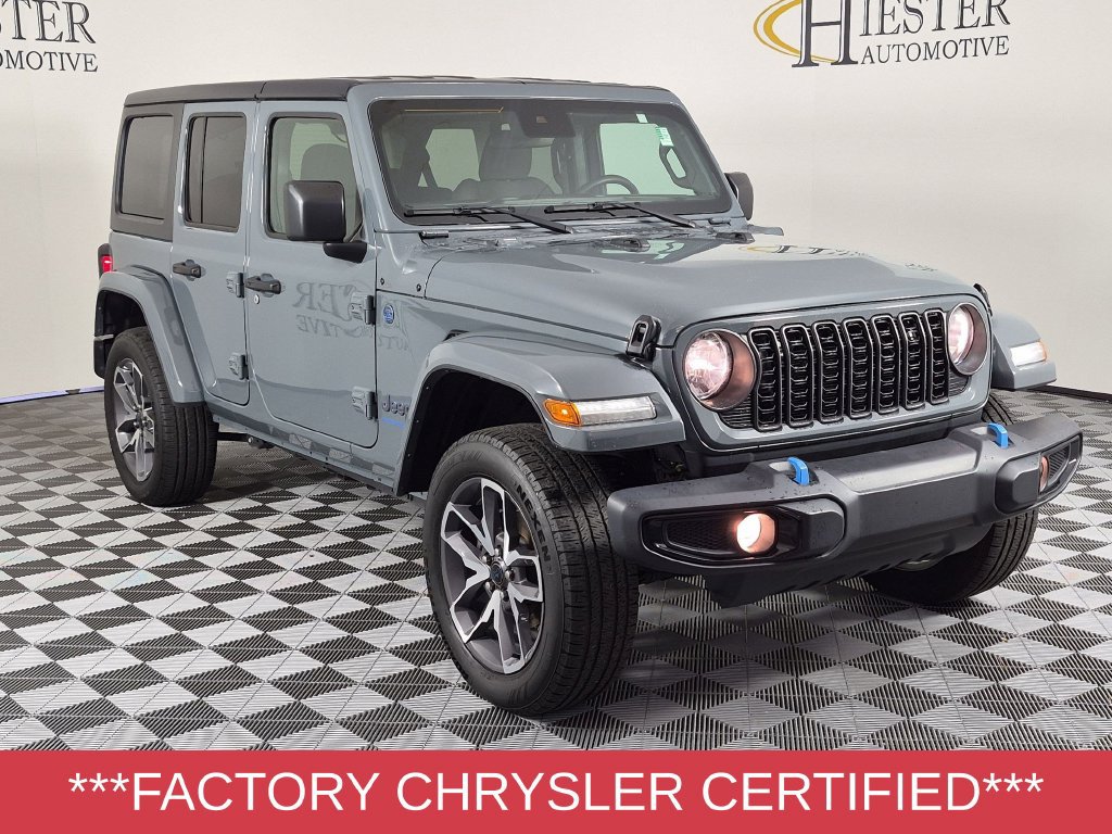 Used 2024 Jeep Wrangler Unlimited w/ Convenience Group AWD/4WD image 2