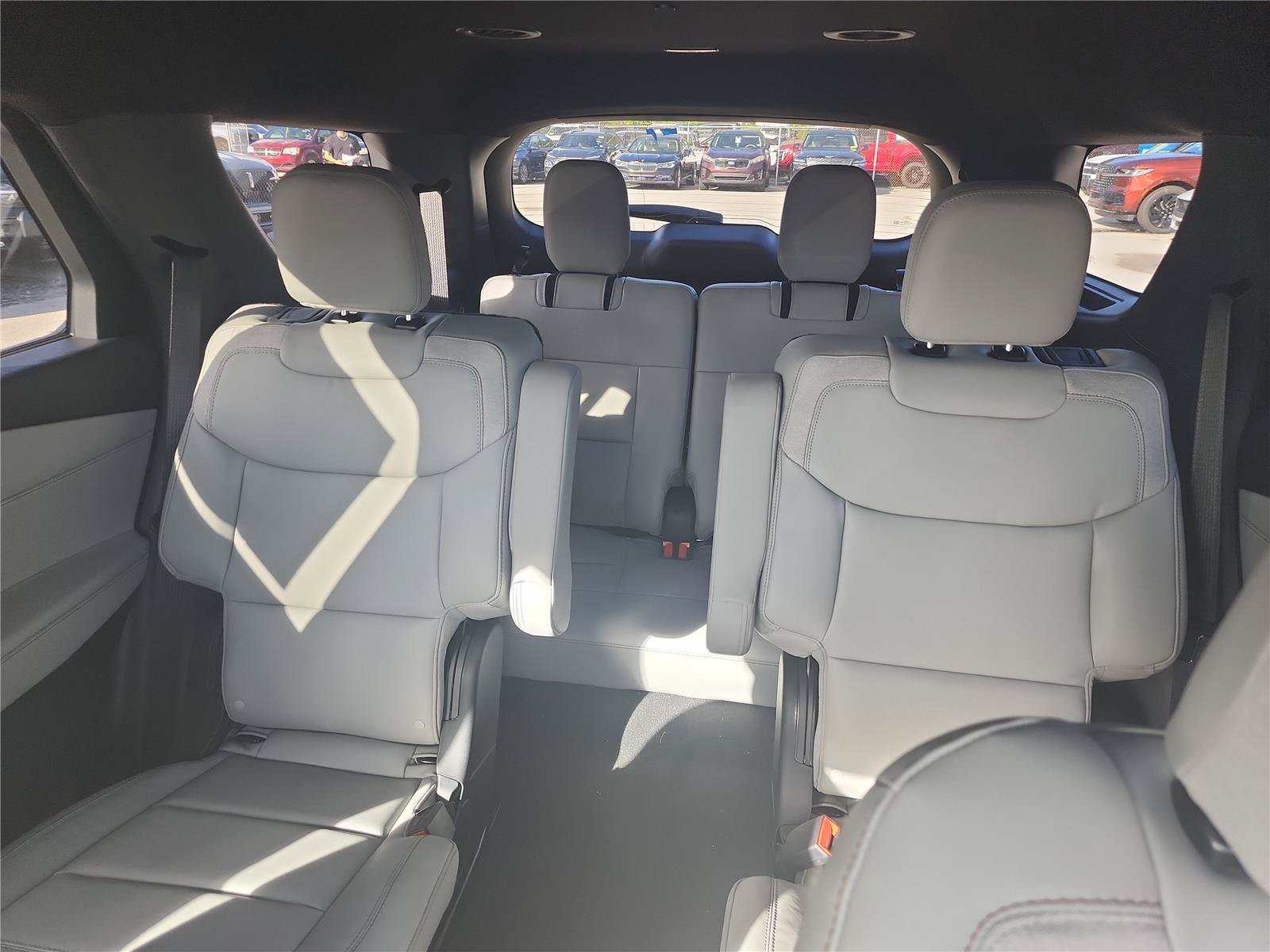 New 2027 Ford Explorer Active w/ Active Comfort Package RWD image 14