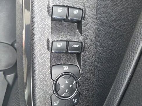 Certified 2020 Ford EcoSport SE w/ SE Convenience Package image 19