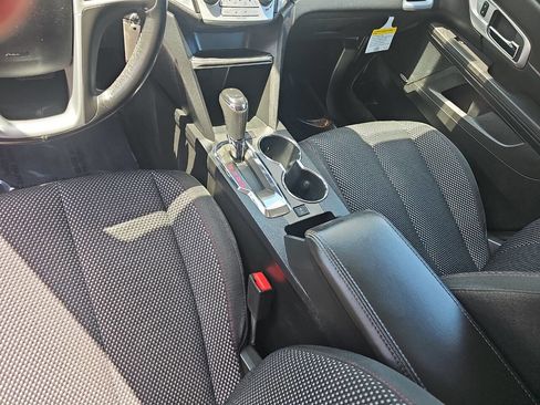 Used 2017 GMC Terrain SLE w/ Chrome Edition image 13