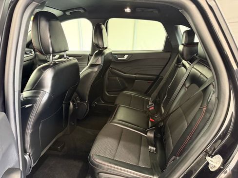 Used 2025 Ford Escape ST-Line image 15