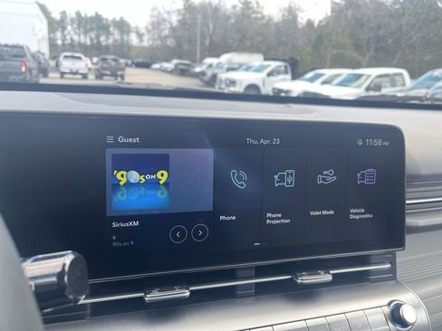 Used 2025 Hyundai Kona SEL AWD/4WD image 9