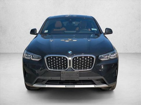 Used 2023 BMW X4 xDrive30i w/ Premium Package AWD/4WD image 2