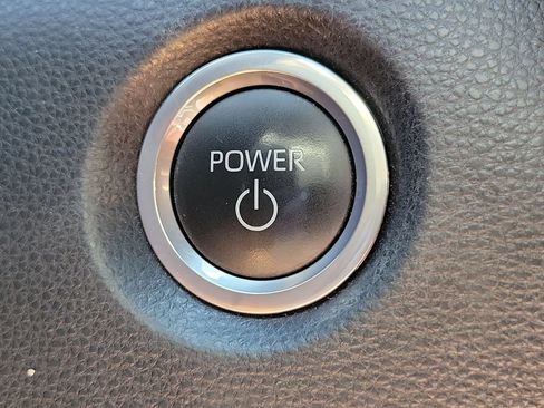 Used 2024 Toyota Corolla SE w/ SE Package FWD image 29