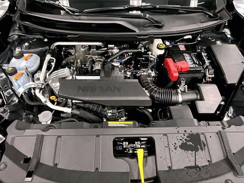 New 2025 Nissan Rogue S image 11