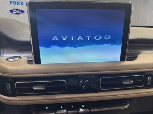 Used 2024 Lincoln Aviator Reserve w/ Jet Package AWD/4WD image 18