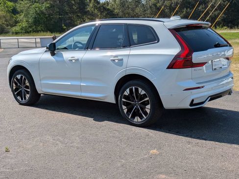 Used 2026 Volvo XC60 B5 Plus w/ Protection Package Premier AWD/4WD image 4
