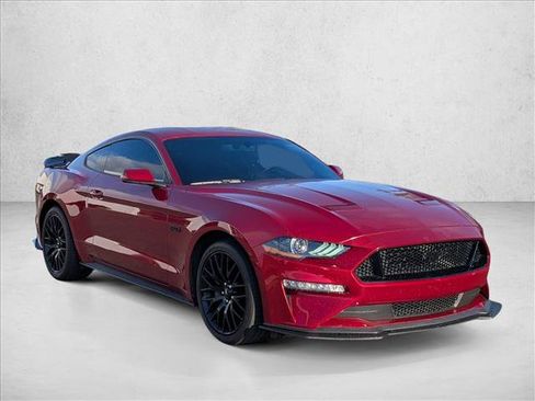 Used 2019 Ford Mustang GT Premium RWD image 3