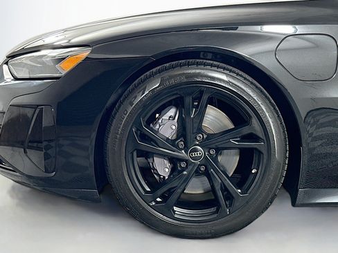 Used 2022 Audi e-tron GT Premium Plus AWD/4WD image 11