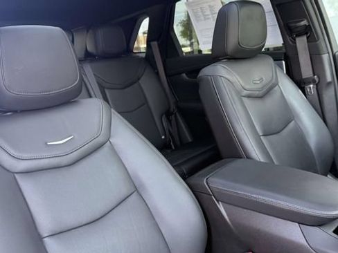 Used 2025 Cadillac XT5 Premium Luxury w/ Technology Package AWD/4WD image 24
