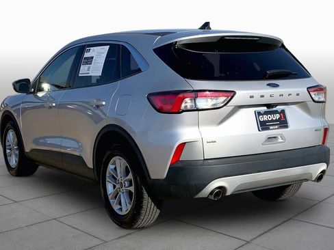 Used 2020 Ford Escape SE FWD image 12