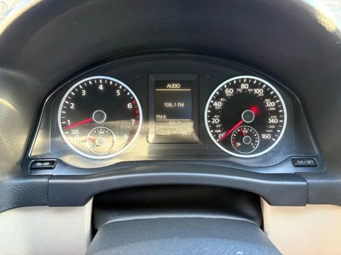 Used 2015 Volkswagen Tiguan SE image 21
