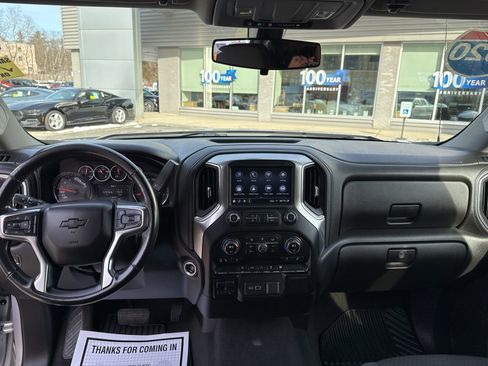 Used 2020 Chevrolet Silverado 1500 LT w/ Convenience Package image 10