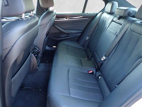 Used 2021 BMW 530i xDrive w/ Convenience Package AWD/4WD image 8