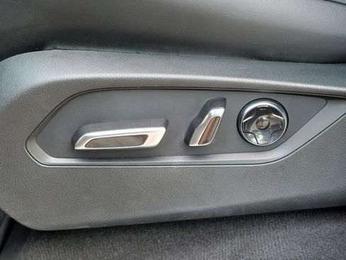 Used 2025 Acura MDX SH-AWD w/ Technology Package image 25