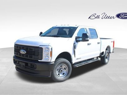 New 2025 Ford F350 XL w/ FX4 Off-Road Package