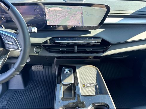 New 2026 Buick Enclave Avenir w/ Super Cruise Package AWD/4WD image 13