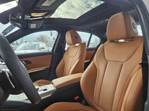 Used 2025 BMW 330i xDrive Sedan w/ Convenience Package image 25