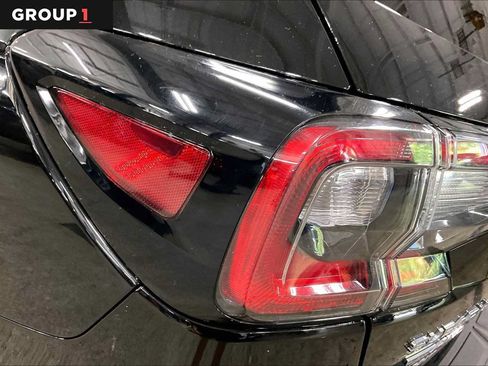 Used 2024 Subaru Outback Premium AWD/4WD image 28
