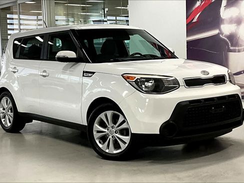 Used 2014 Kia Soul + image 20