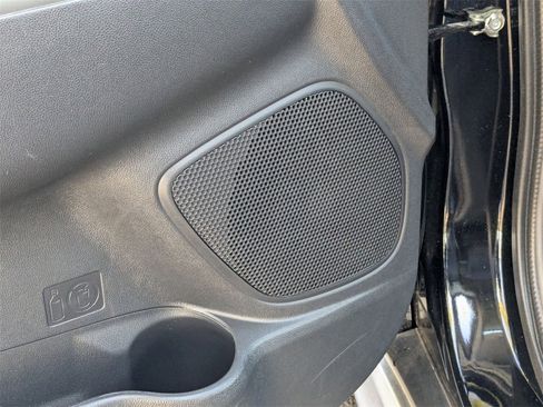 Used 2025 Mitsubishi Outlander Sport SE image 18