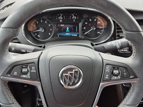 Used 2022 Buick Encore Preferred w/ Safety Package FWD image 18