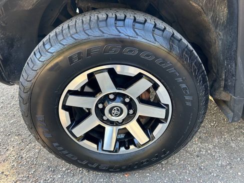 Used 2007 Toyota FJ Cruiser 4WD image 41