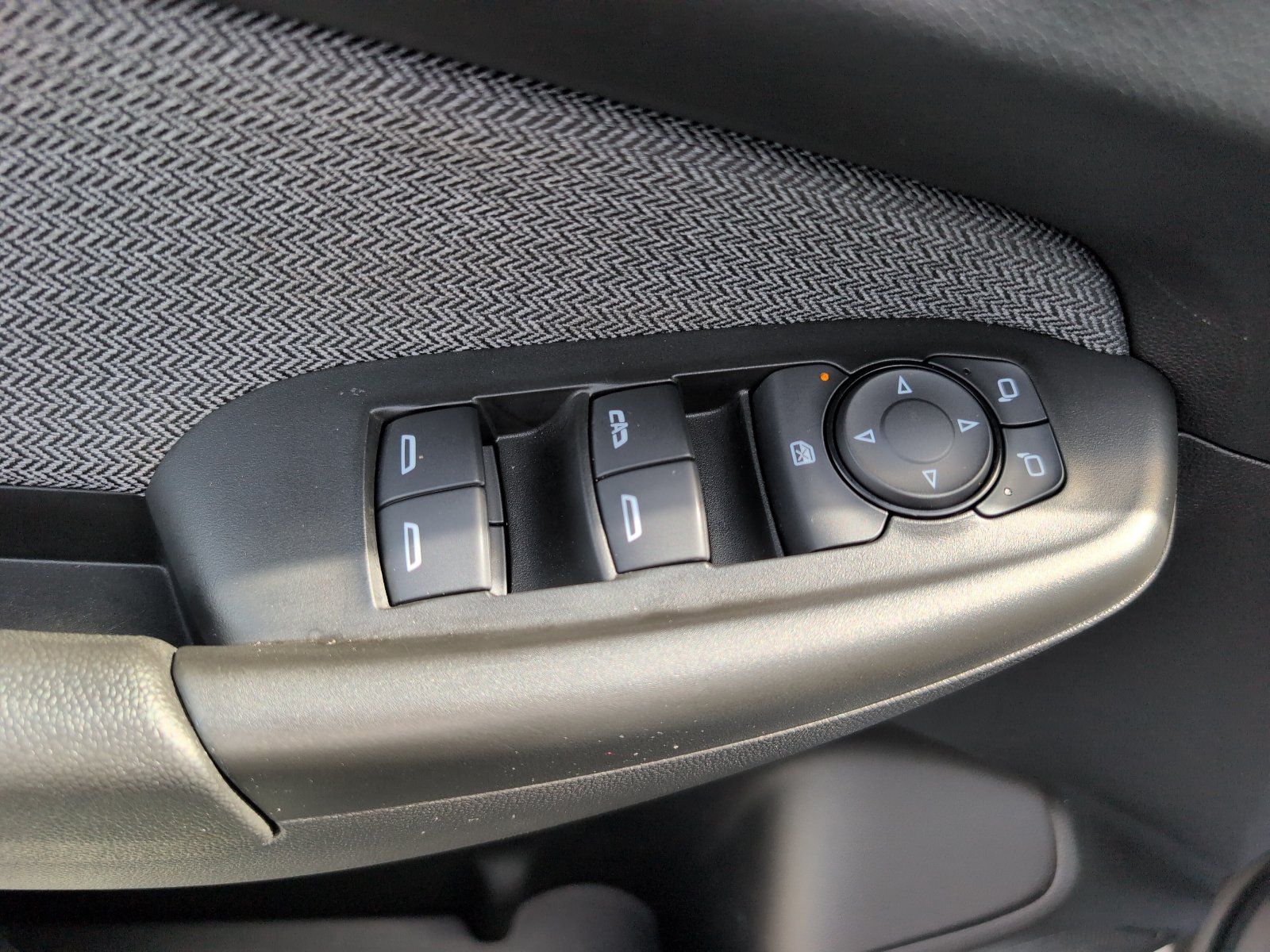 Used 2025 Chevrolet TrailBlazer LT AWD/4WD image 14