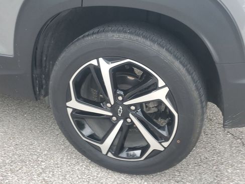 Used 2023 Chevrolet TrailBlazer RS AWD/4WD image 5