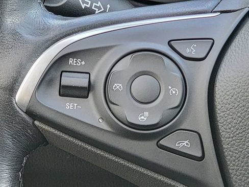 Used 2020 Buick Envision Essence FWD image 33