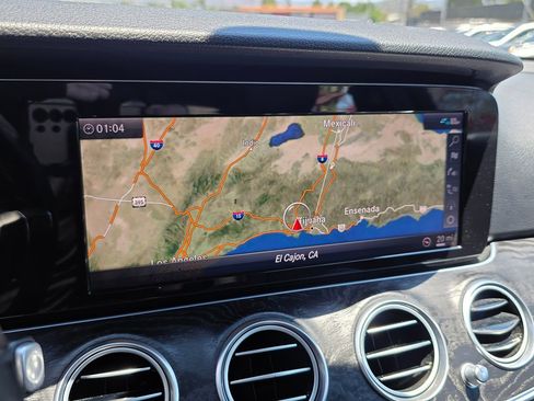 Used 2019 Mercedes-Benz E 300 image 34