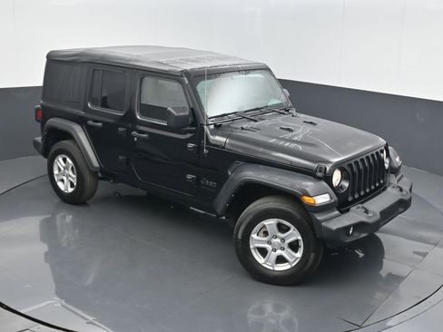 Certified 2022 Jeep Wrangler Unlimited Sport image 33