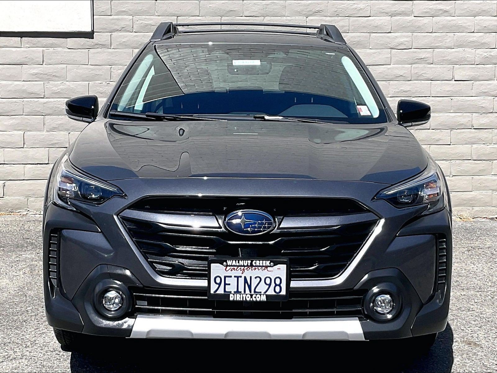 Used 2023 Subaru Outback Limited XT AWD/4WD image 2