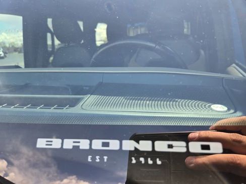 Used 2023 Ford Bronco Wildtrak AWD/4WD image 37